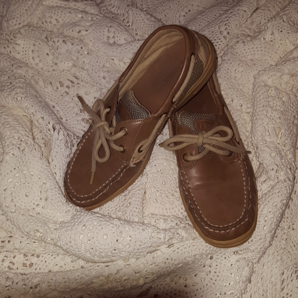 Boat shoes